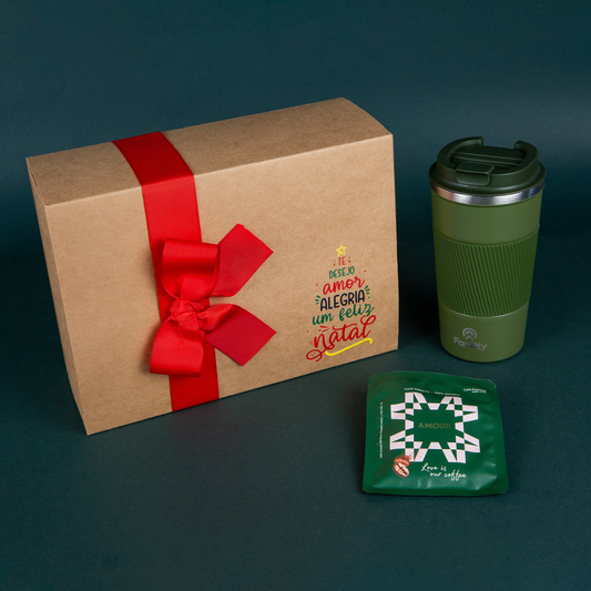 Kit Natal: Copo Café + Sachê Drop Coffee + Caixa Temática