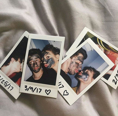 Foto Instantânea Original  Fujifilm Mini COM suporte personalizado inciais| Amouh