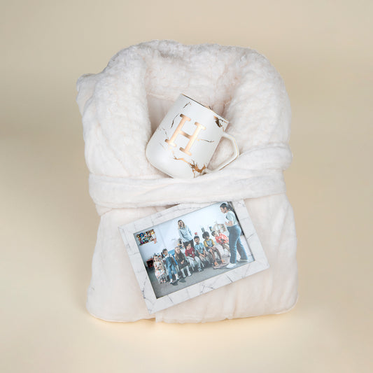 Kit 14 Prof: Roupão Premium + Caneca com Inicial + Porta Retrato Turma + Caixa G Amouh