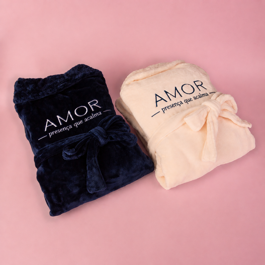 Kit 2 Roupões Dia dos Namorados Personalizado na Sacola | AMOUH